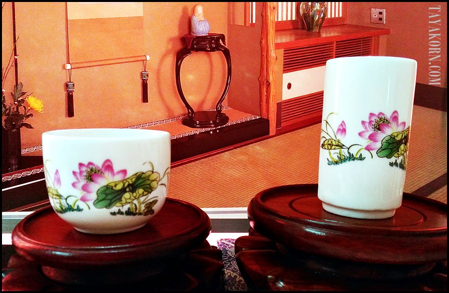 ชุดถ้วยชาแบบดมดื่ม ลายดอกบัว Lotus Tea cup TKLG-LT1