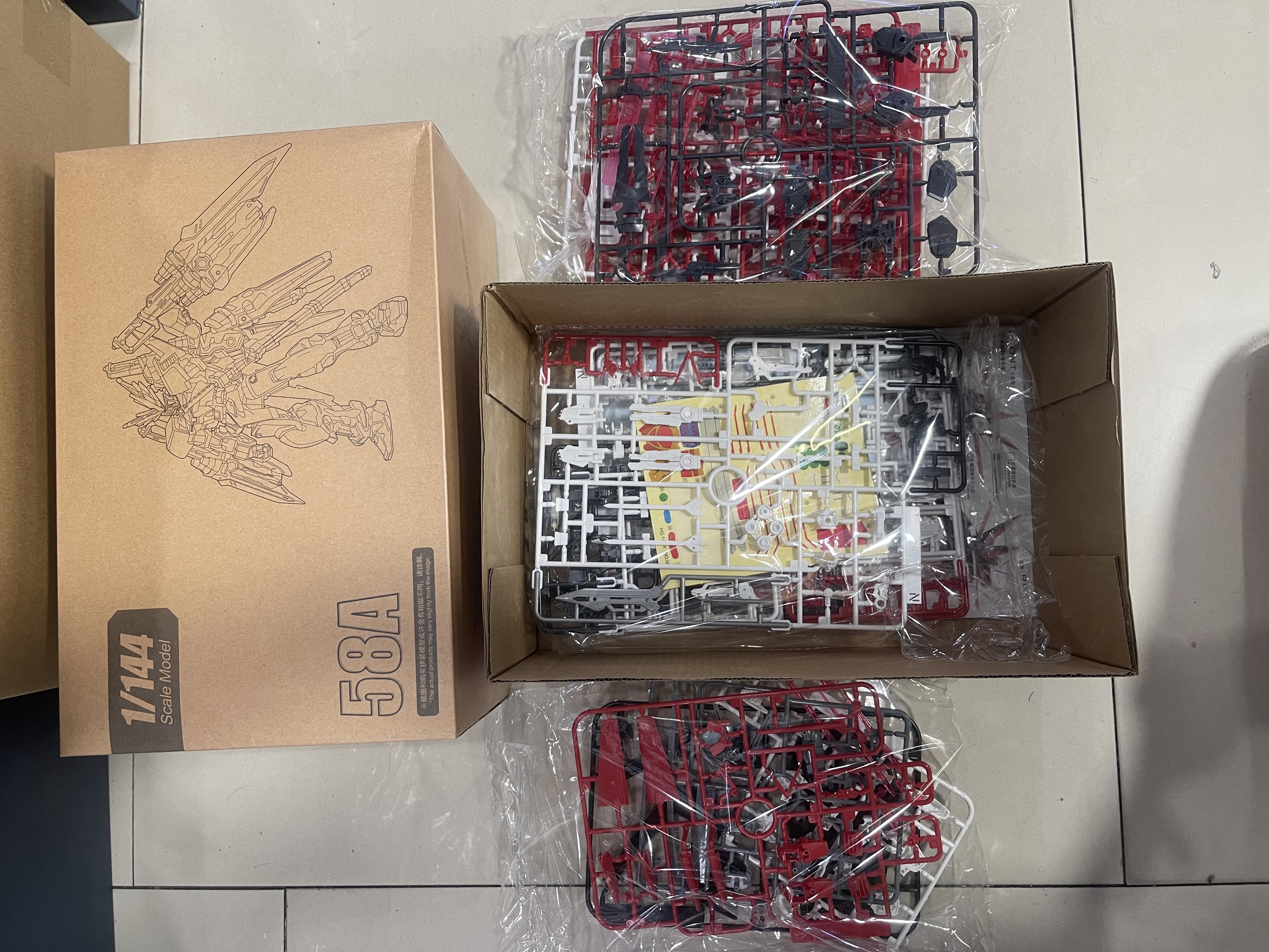 HG 1/144 Astray Red Dragon (58A) [Daban]