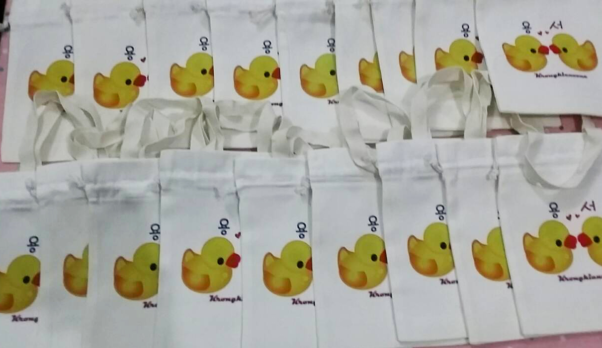 กระเป๋า,กระเป๋าผ้าดิบ,สกรีนกระเป๋า,กระเป๋าผ้าดิบราคาถูก,ของชำร่วย,พรีเมี่ยม