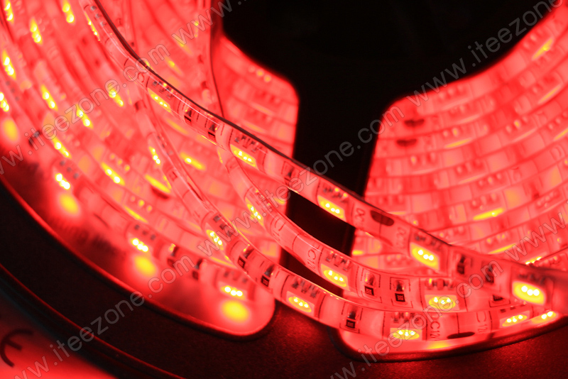 LED Strip เส้น ม้วน 5 เมตร สีแดง (กันน้ำ IP65)