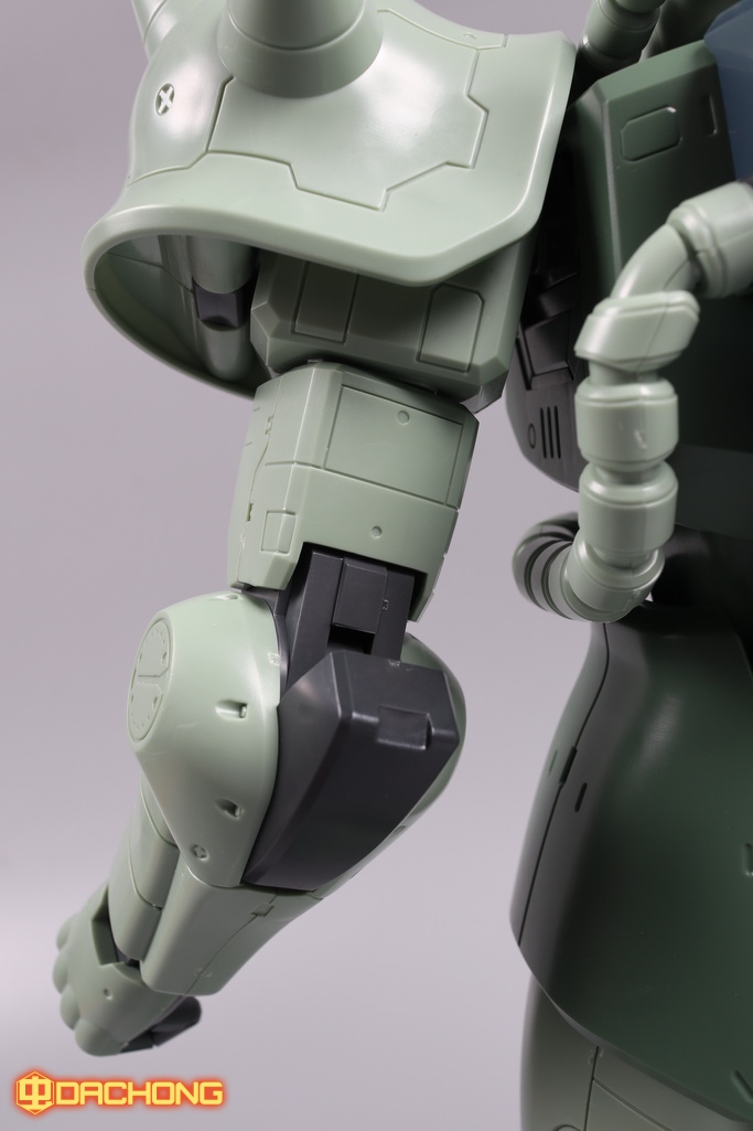 1/48 Mega Size MS-06F Zaku II