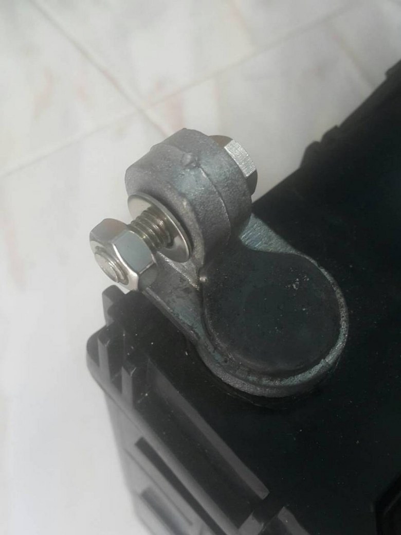 แบตเตอรี่ดีพไซเคิล ( แบตเตอรี่ Deep cycle ) 200Ah 12V ยี่ห้อ GLOBATT ( INVA )