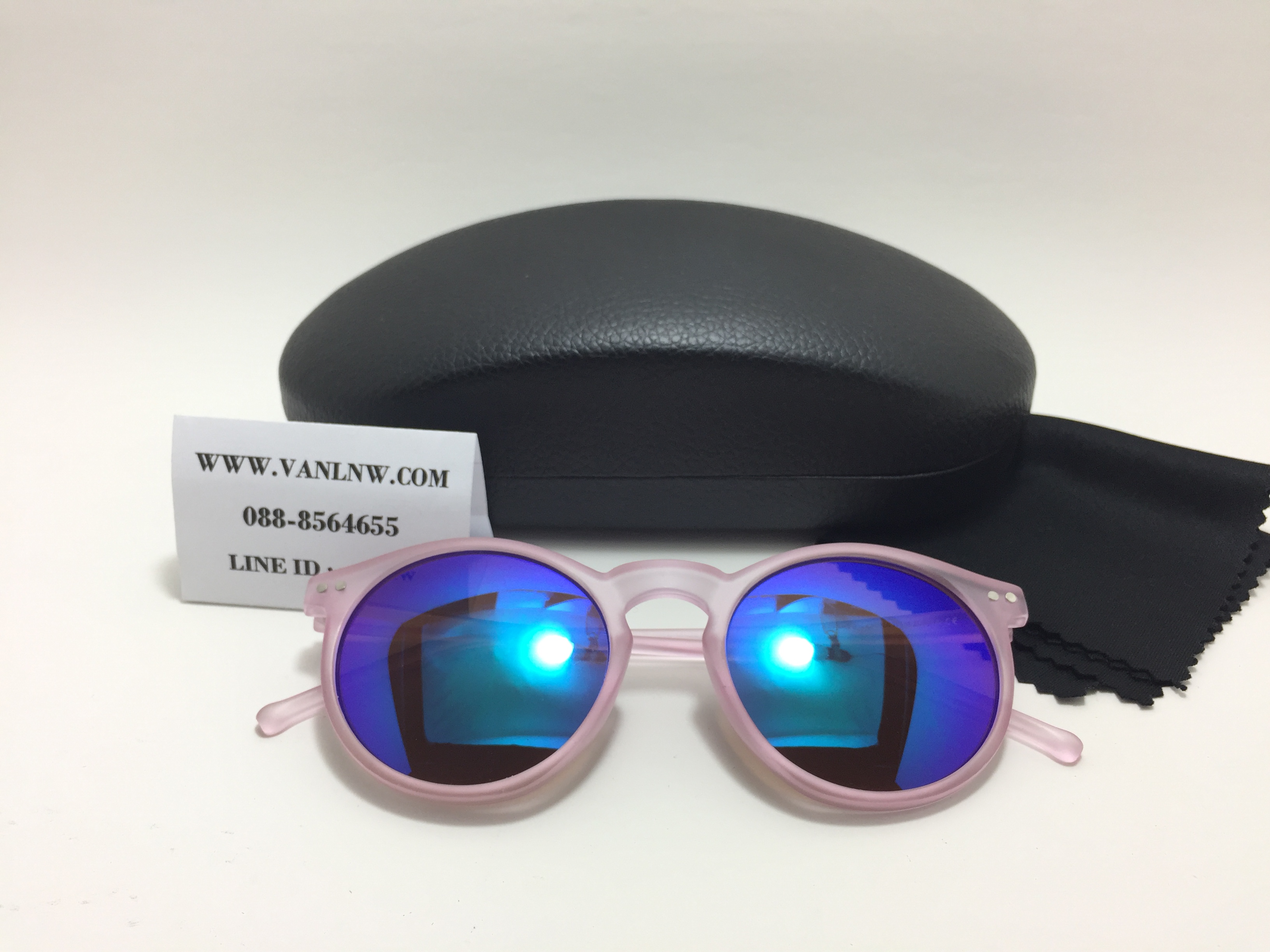 ็แว่นกันแดด H&M Sunglasses 205080 50-21 135 <ชมพู>