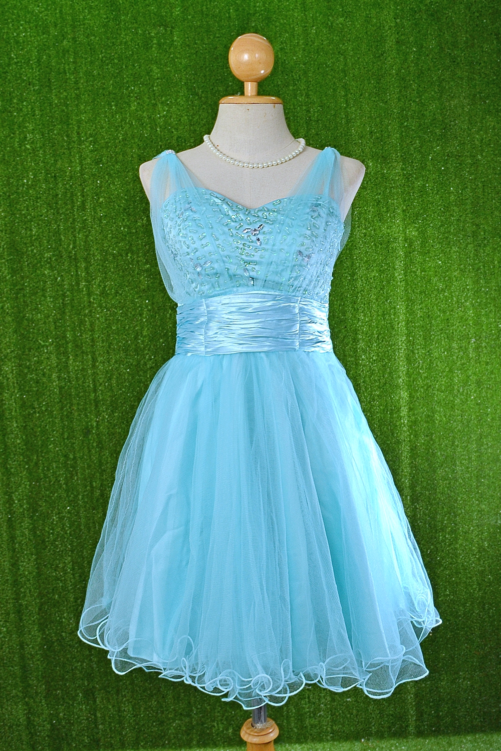 พร้อมส่ง S-2XL ชุดราตรีสั้น "สีฟ้า" ปักคริสตัลช่วงบน กระโปรงผ้าตาข่าย ซับในทั้งชุด