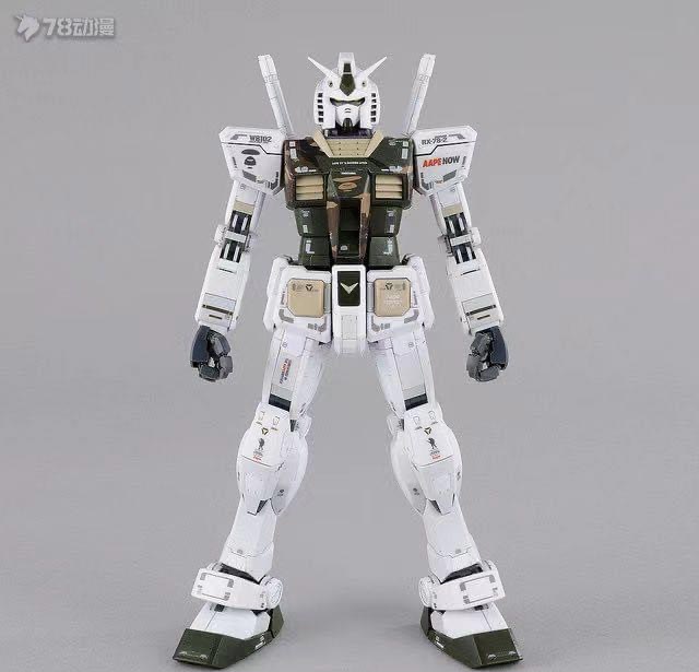 MG 1/100 AAPE RX-78-2 GRN-CAMO Ver3.0 (6628) [Daban]