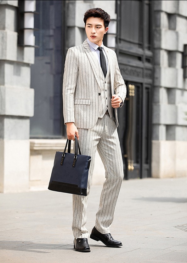 ชุดสูทชาย ลายริ้ว สีขาวครีม 3ชิ้น สูท+เสื้อกั๊ก+กางเกง