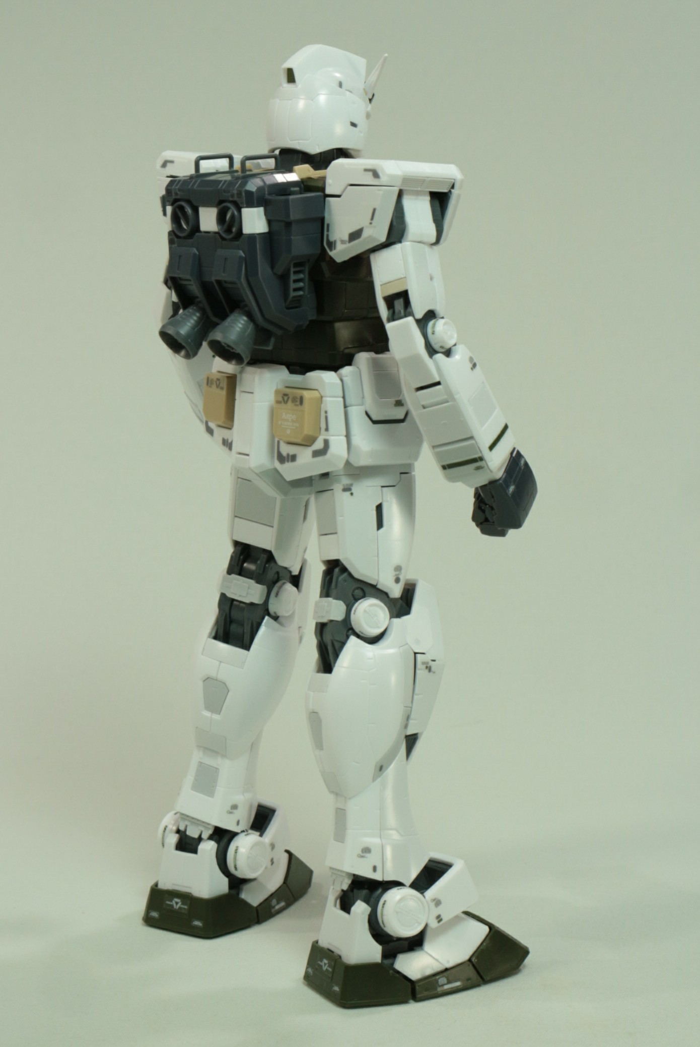 MG 1/100 AAPE RX-78-2 GRN-CAMO Ver3.0 (6628) [Daban]