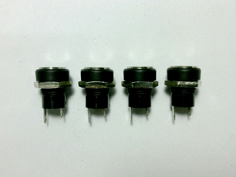 J.ADAPTOR 2.1MM.-MJ14/JAPAN