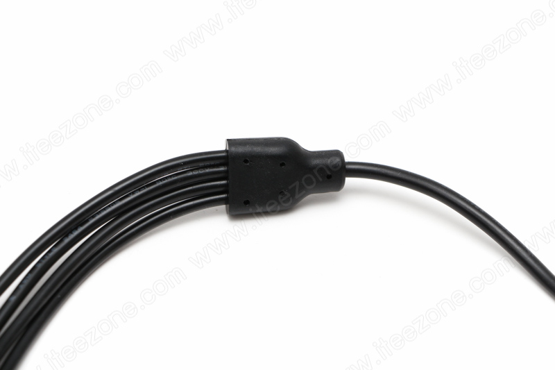 ขั้วแจ๊คสายไฟ DC 1 แจ๊คตัวเมีย ออก 4 แจ๊คตัวผู้