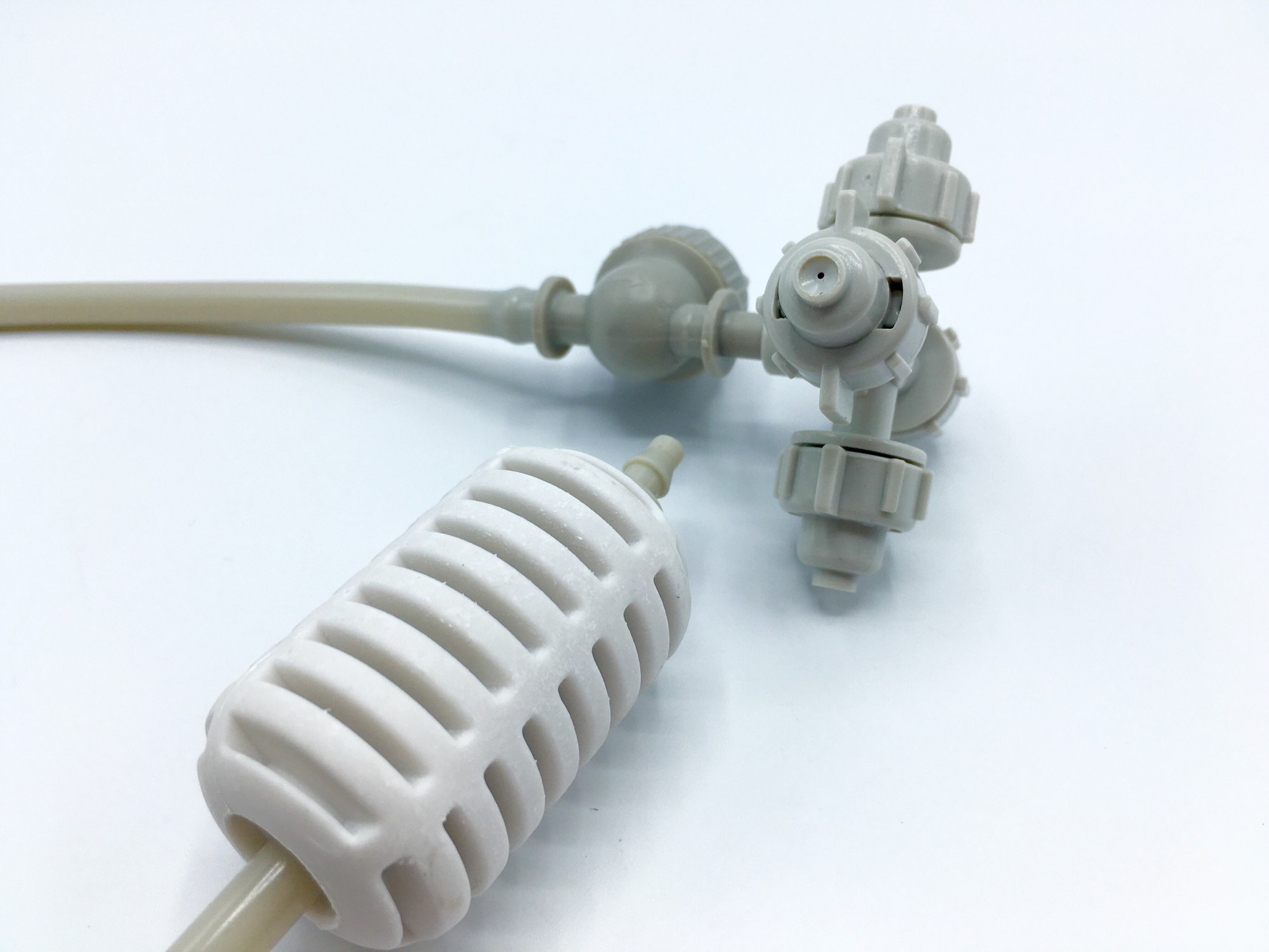 หัวพ่นหมอก 4 ทาง THAIWATER 0.6 มม. สายยาว 50 ซม. แบบเสียบกับท่อ PE จำนวน 125 ชุด