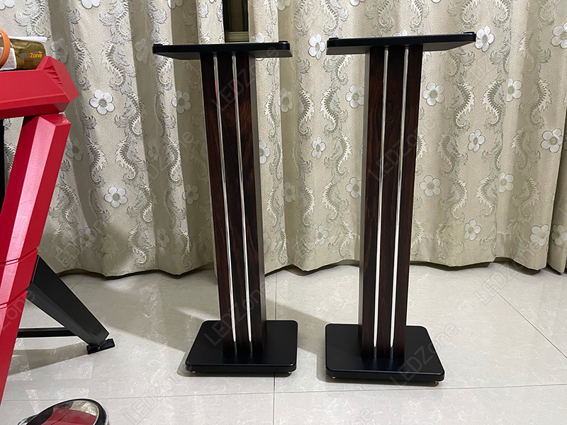 LZ-300 ขาตั้งลำโพงเกรดพรีเมี่ยม ลายไม้สีดำ ความสูง 15-90 cm ไม้ MDF แข็งแรง แน่น หนัก เสากรอกทรายได้ แถมอุปกรณ์ยึดสายลำโพงหลังเสา