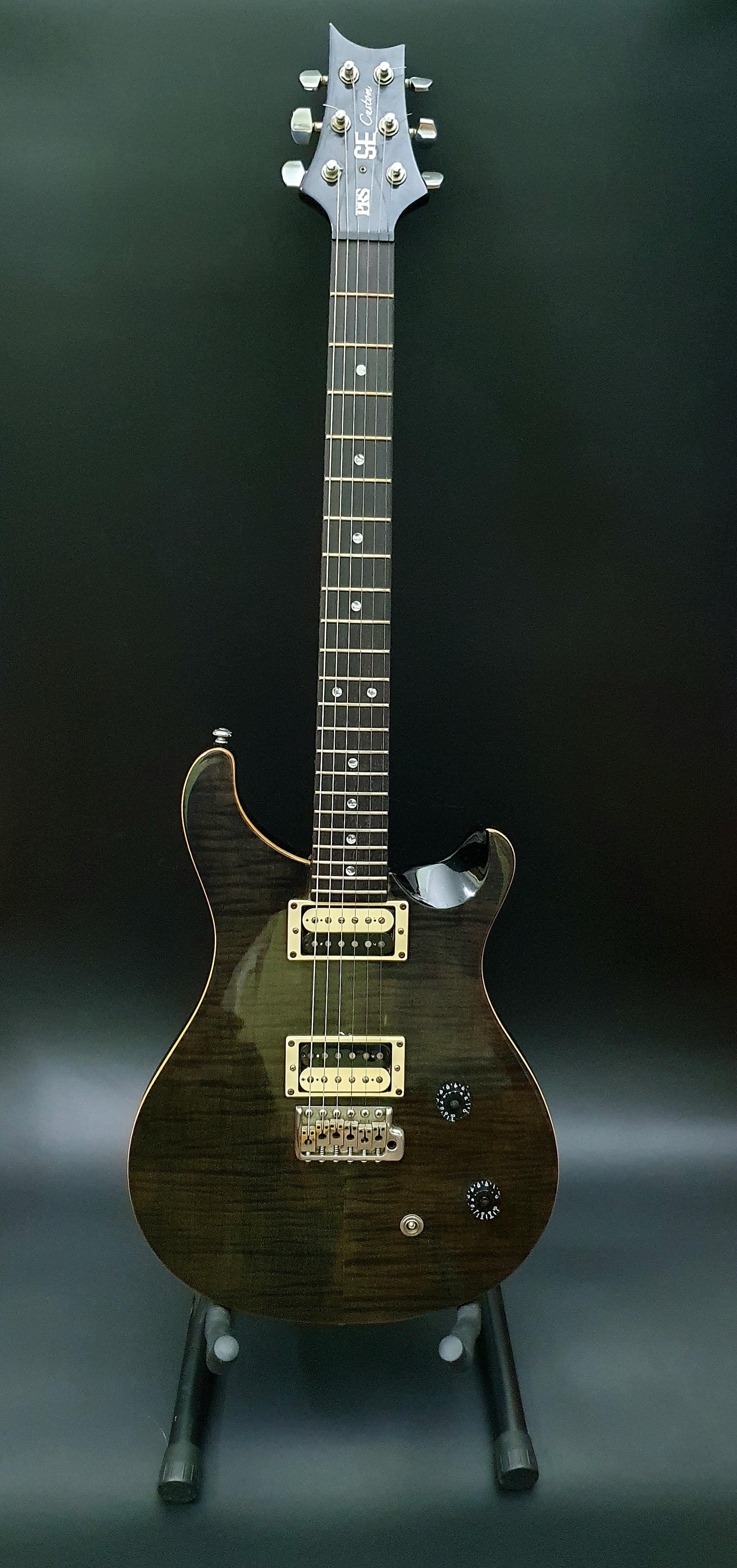 กีตาร์ไฟฟ้า อ่อนนุช 76 PRS SE Custom 22 (2008) พร้อมกระเป๋า PRS มือสอง เน้นรับเอง อ่อนนุช76