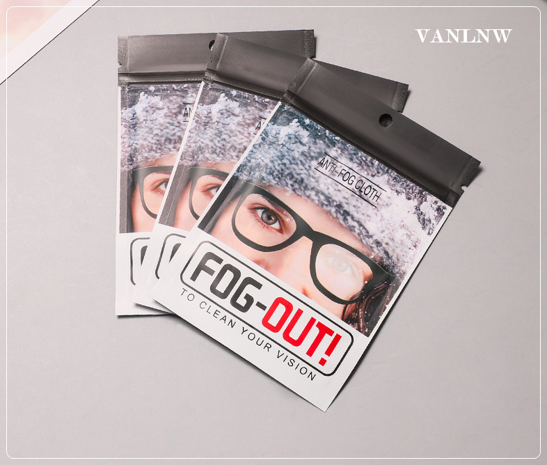 ผ้าเช็ดแว่นตาป้องกันฝ้า FOG-OUT Anti Fog Cloth ปกป้องยาวนาน 8-12 ชั่วโมง ต่อการใช้งาน 1 ครั้ง สามารถใช้ซ้ำได้มากกว่า 200 ครั้ง