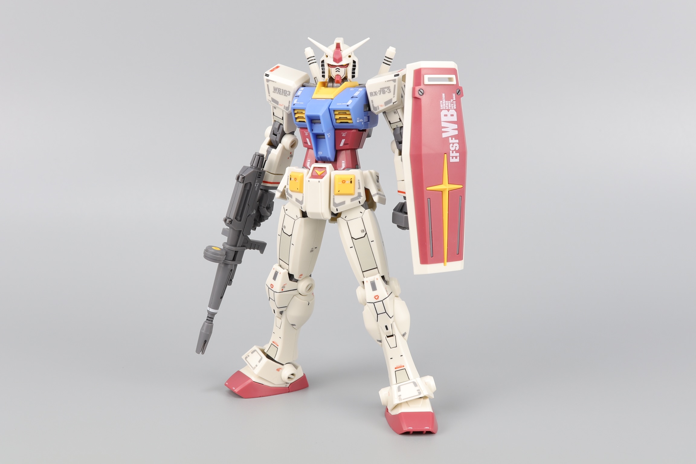 HG 1/144 RX-78-2 Beyond Global Version + Special Decal + Beam Saber [Bling]