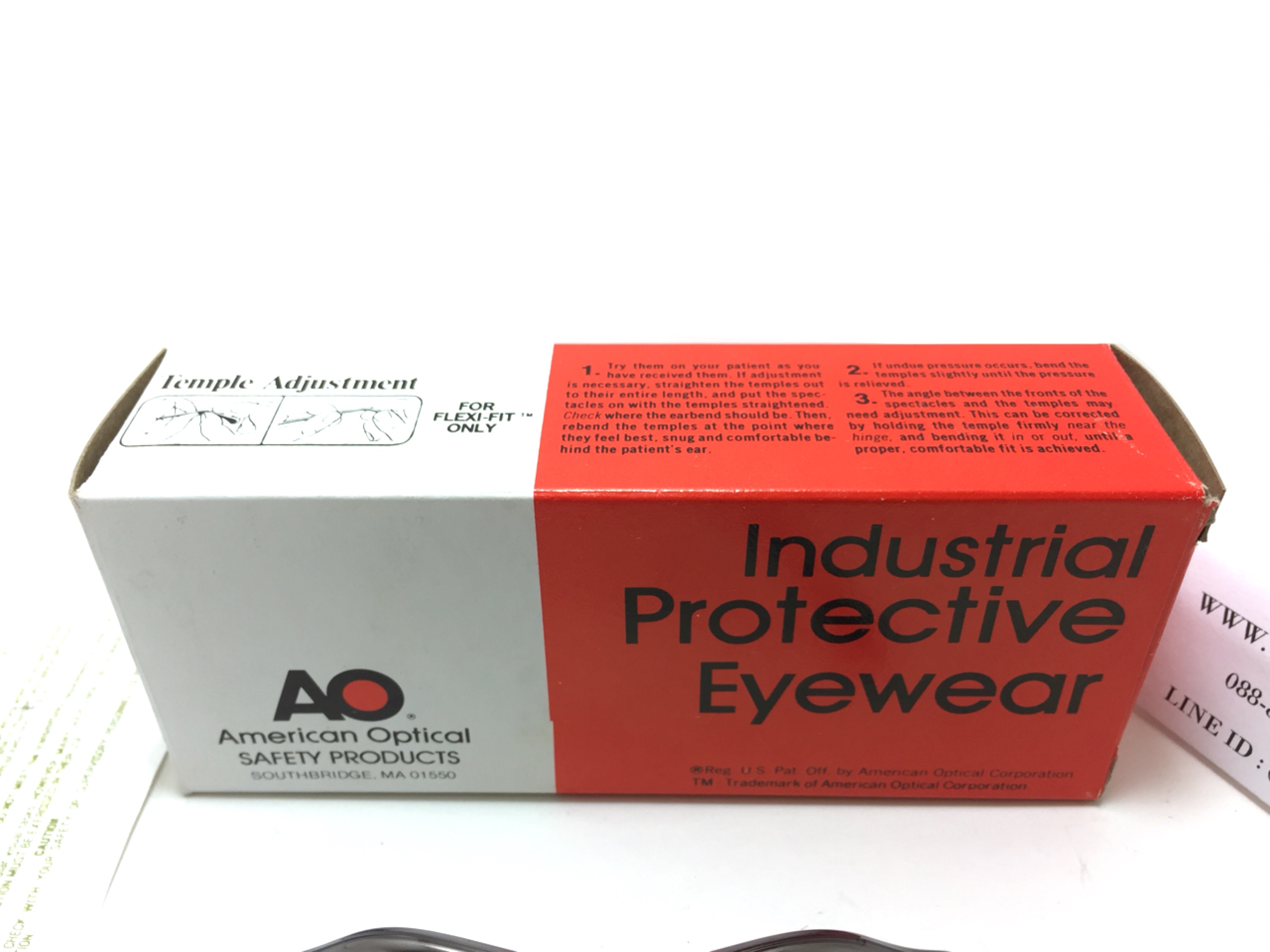 แว่นกันแดด Vintage AO American Optical Flexi-Fit AA 5 1/2 S Z87 <Smoke Grey> ของแท้ 100%