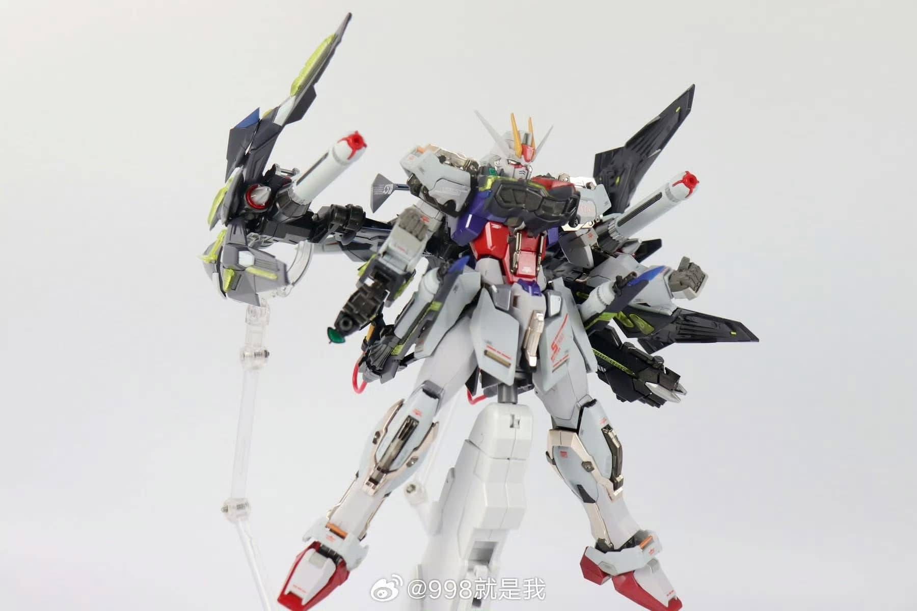 MG 1/100 Lightning Striker MB Ver. (8830) [Daban]