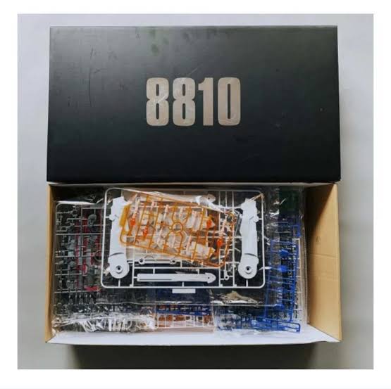 MG 1/100 Astray Blue Frame w/Weapons (8810) [Daban]