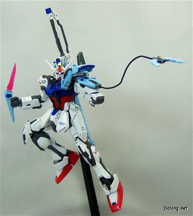 MG (010) 1/100 GAT-X105 Launcher & Sword Strike Gundam