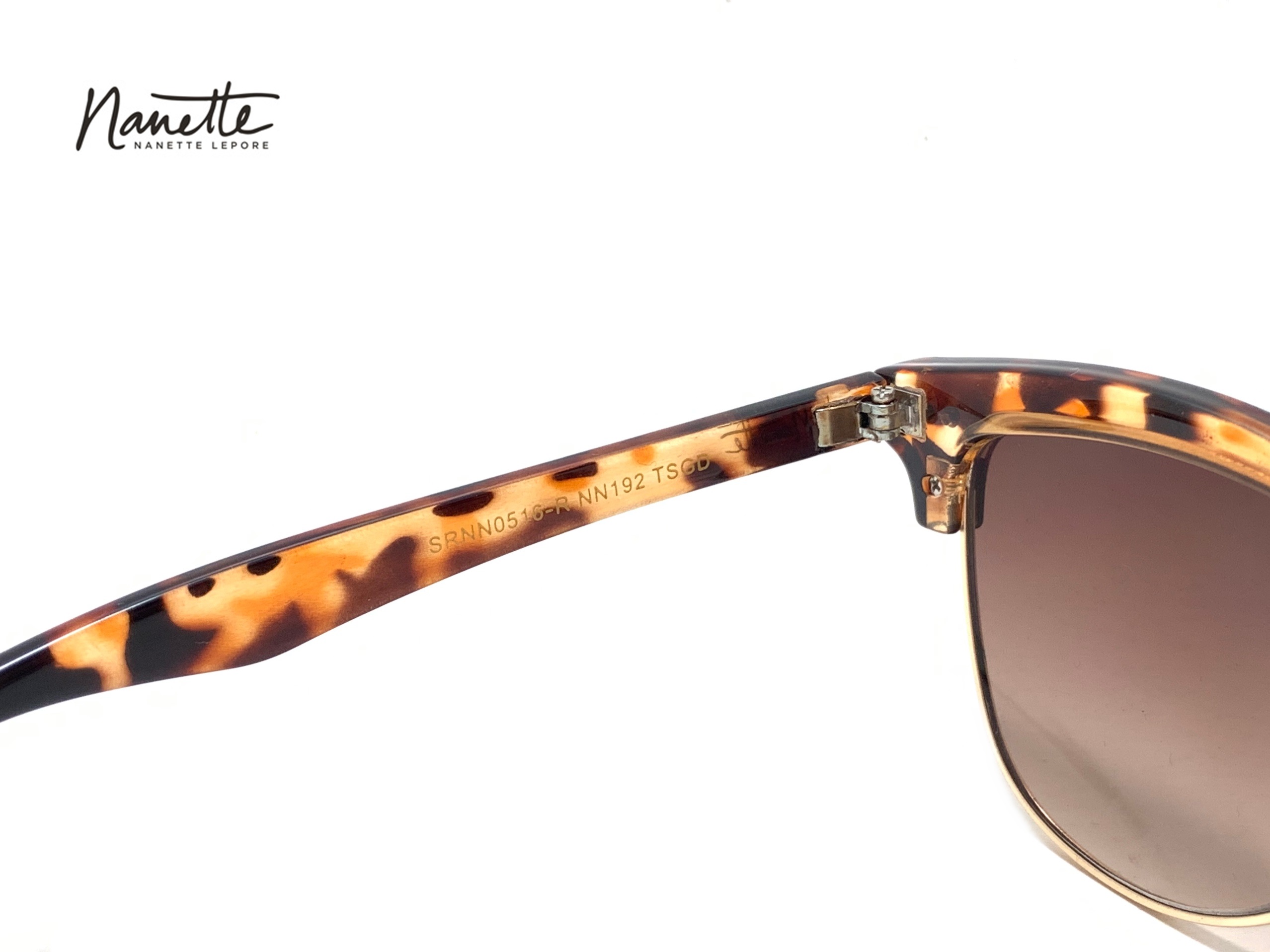 แว่นกันแดด NANETTE LEPORE SRNN0516N-R NN192 TSGD <ลายกระ>