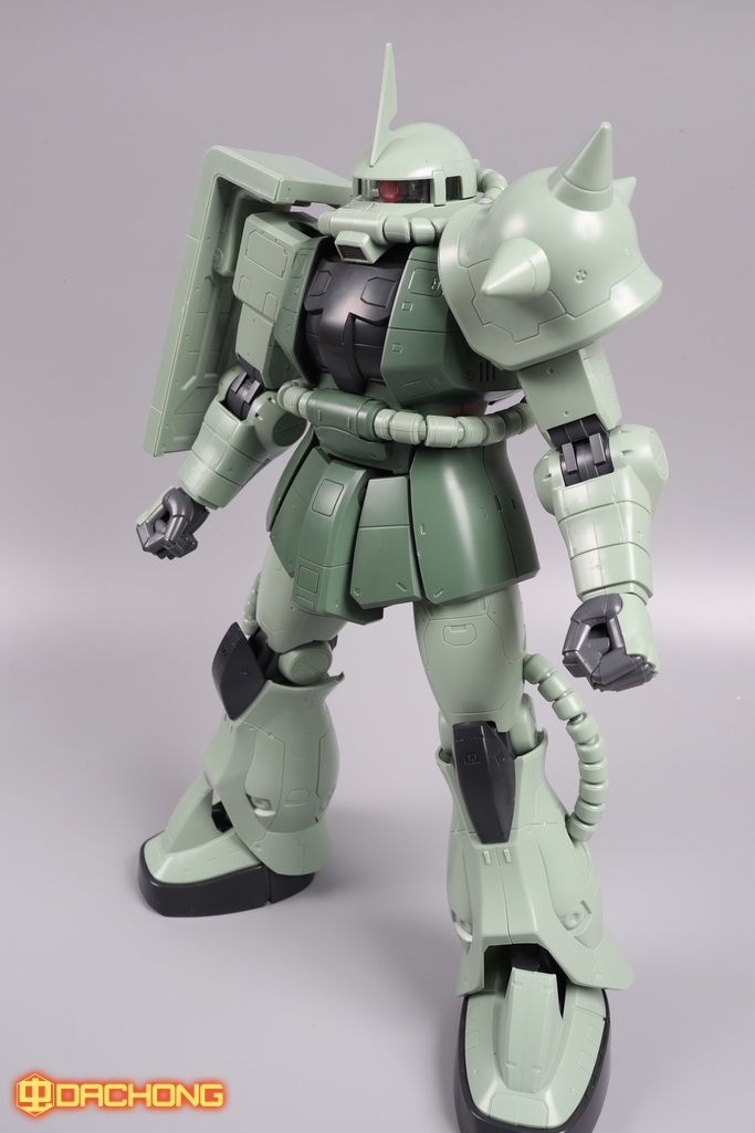 1/48 Mega Size MS-06F Zaku II