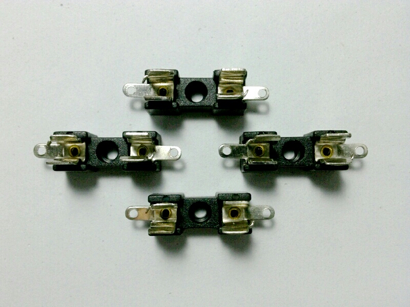 กระบะฟิวส์ 20MM.- 1P