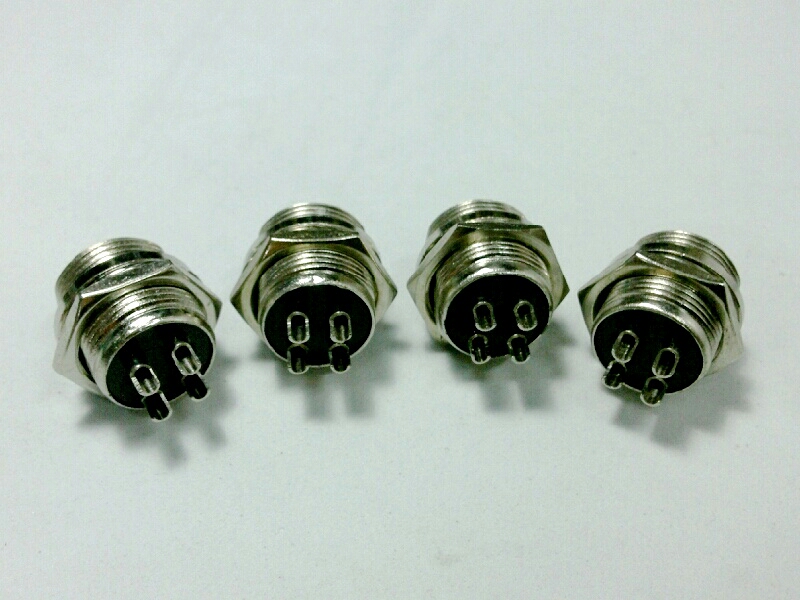 P.เครื่องส่ง 4P ติดแท่น