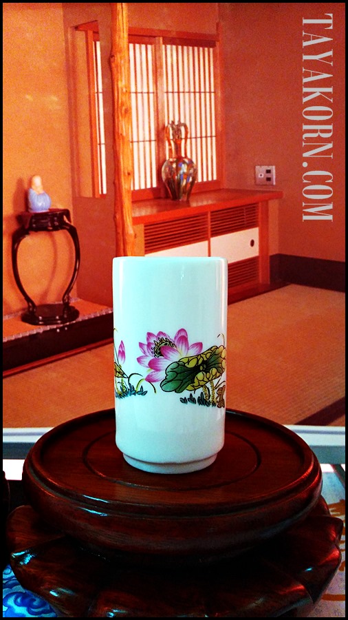 ชุดถ้วยชาแบบดมดื่ม ลายดอกบัว Lotus Tea cup TKLG-LT1