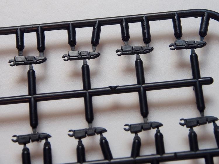 Hand Part 1/100 ของ Hobby Base แบบ2 (ปลายแหลม)