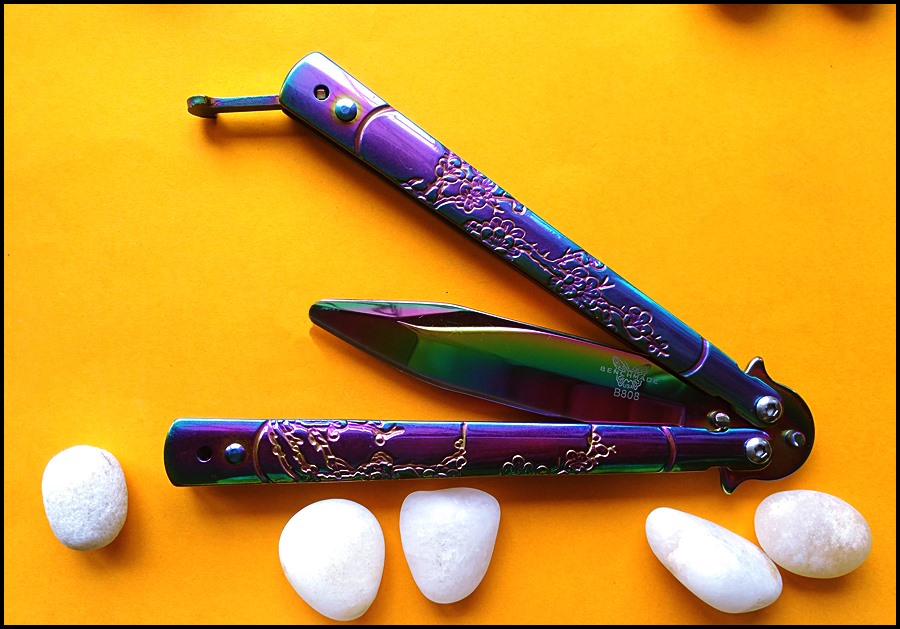 มีดซ้อมควง เรนโบว์ซากุระบาลิซอง Rainbow Sakura Balisong Trainer Knife TKBS-SK55TR