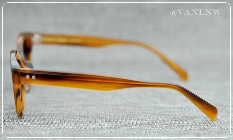 แว่นกันแดด The Mask MA 21004 45-23 145 COL.2 <คาราเมล>