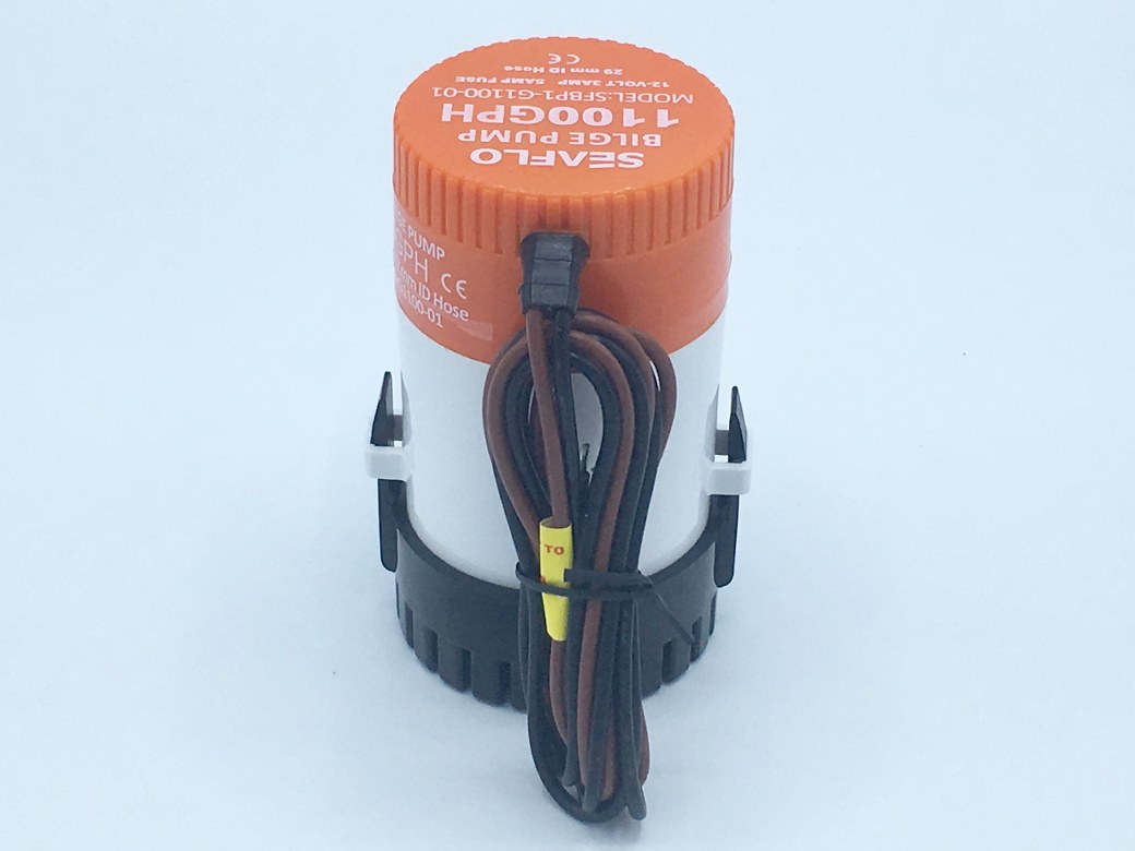 06-1100-GPH-12VDC ปั๊มน้ำโซล่าเซลล์ แบบแช่ 12 โวลต์ 1100-GPH SEAFLO ของแท้!!! ( สินค้าขายดี ) SKU-008