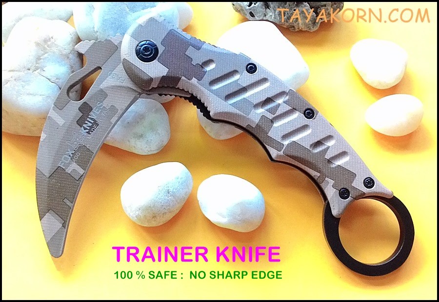 มีดซ้อมควง คารัมบิตแอร์ฟ็อกเดสเสิร์ทคาโม่ Air Fox Desert Camo Karambit TRAINER TKKB-AD2TR