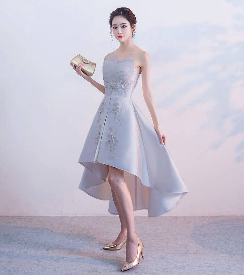 ชุดราตรี หน้าสั้นหลังยาว เกาะอก สีเทา พร้อมส่ง L ผ้าไหมดัชเชส งานร้อยหลัง