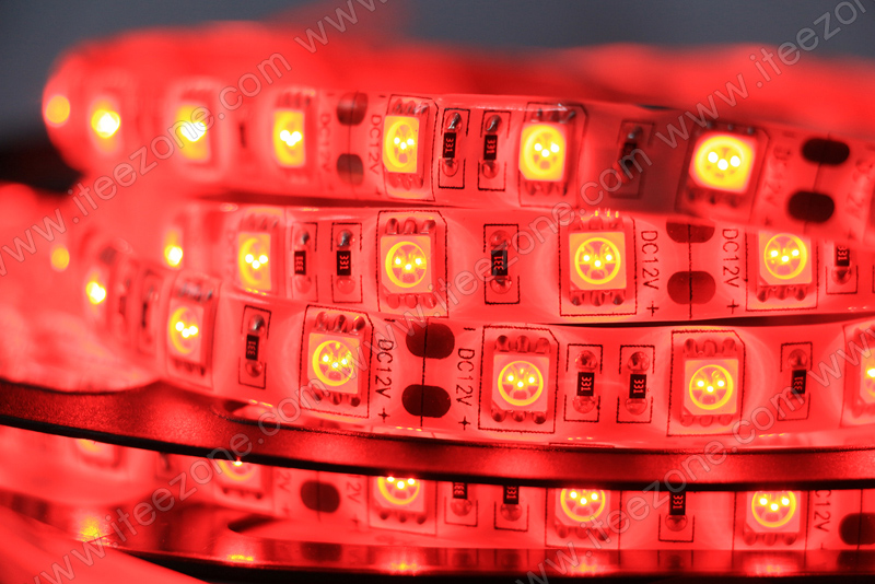 LED Strip เส้น ม้วน 5 เมตร สีแดง (กันน้ำ IP65)