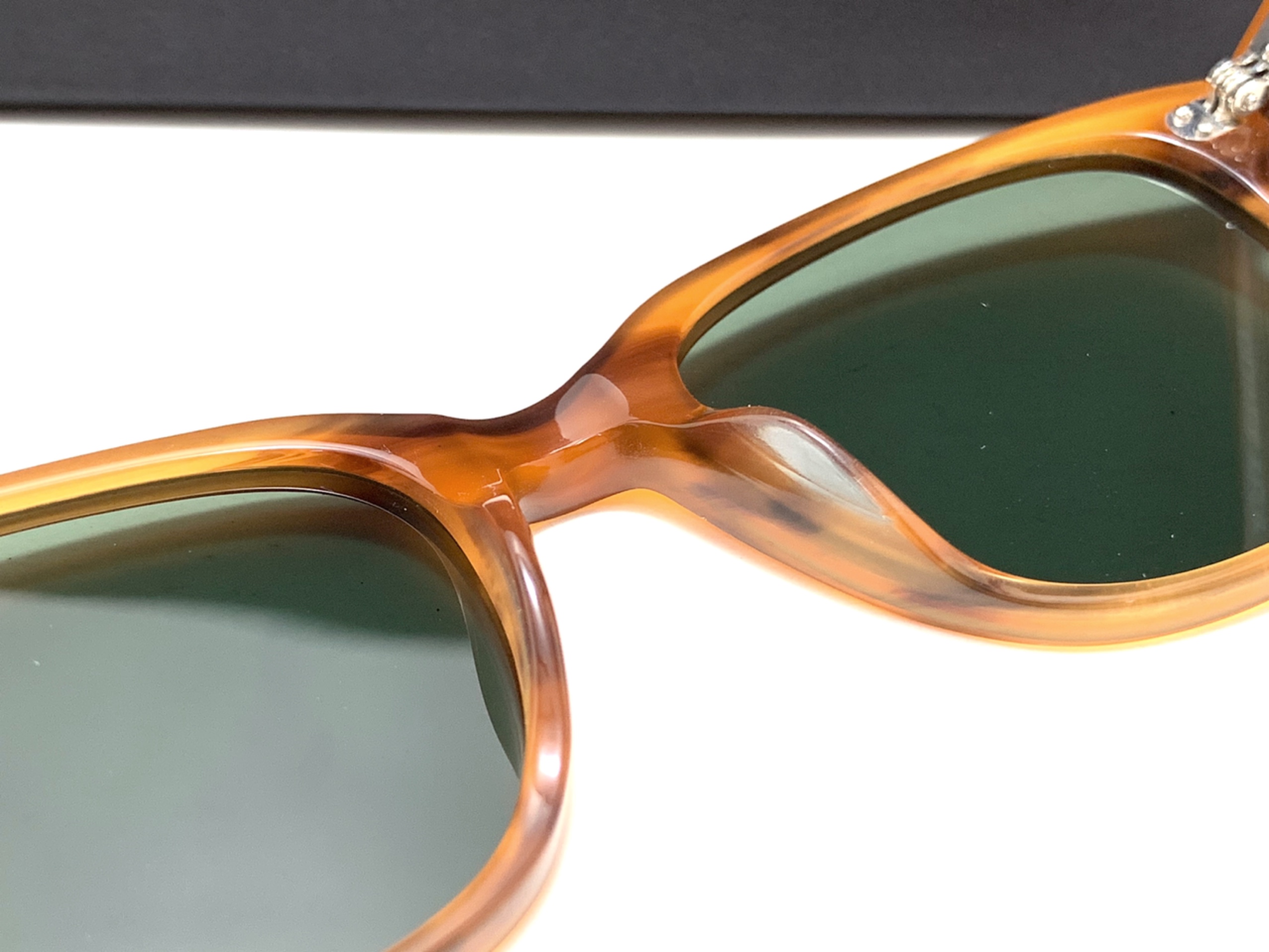 แว่นกันแดด Oliver Peoples NDG-1 OV5031S 1159/R8 3F ขนาด 50-19 144 mm. สีน้ำตาลคาราเมล <โพลาไรซ์>