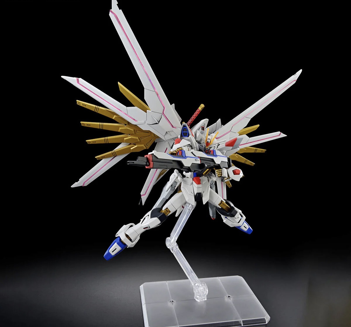 HG 1/144 Mighty Strike Freedom (250) [DuiJue]
