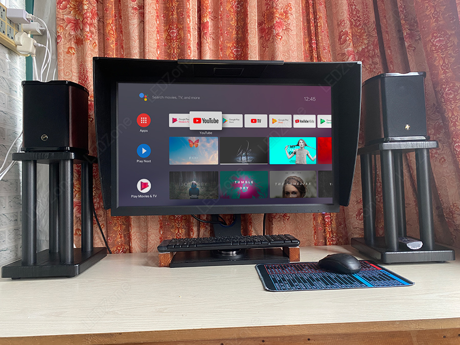 ขาตั้งลำโพงเหล็ก สีดำท่อกลม 4 เสา ฐานไม้ พร้อมตัวรองปรับระดับ + แกนล็อคลำโพง