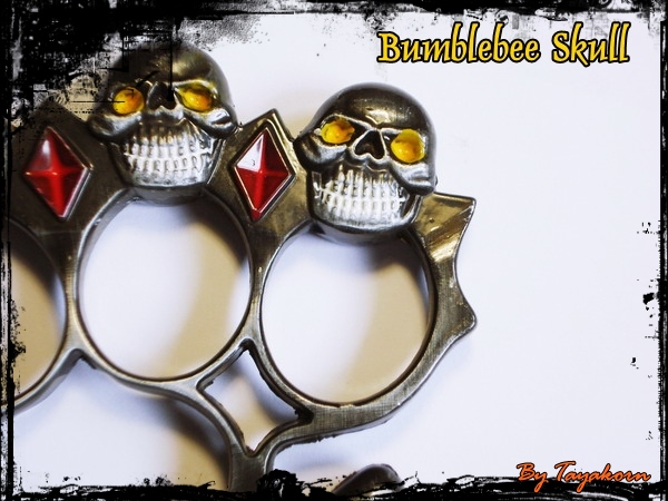 สนับมือชุดกระโหลกมหาประลัย