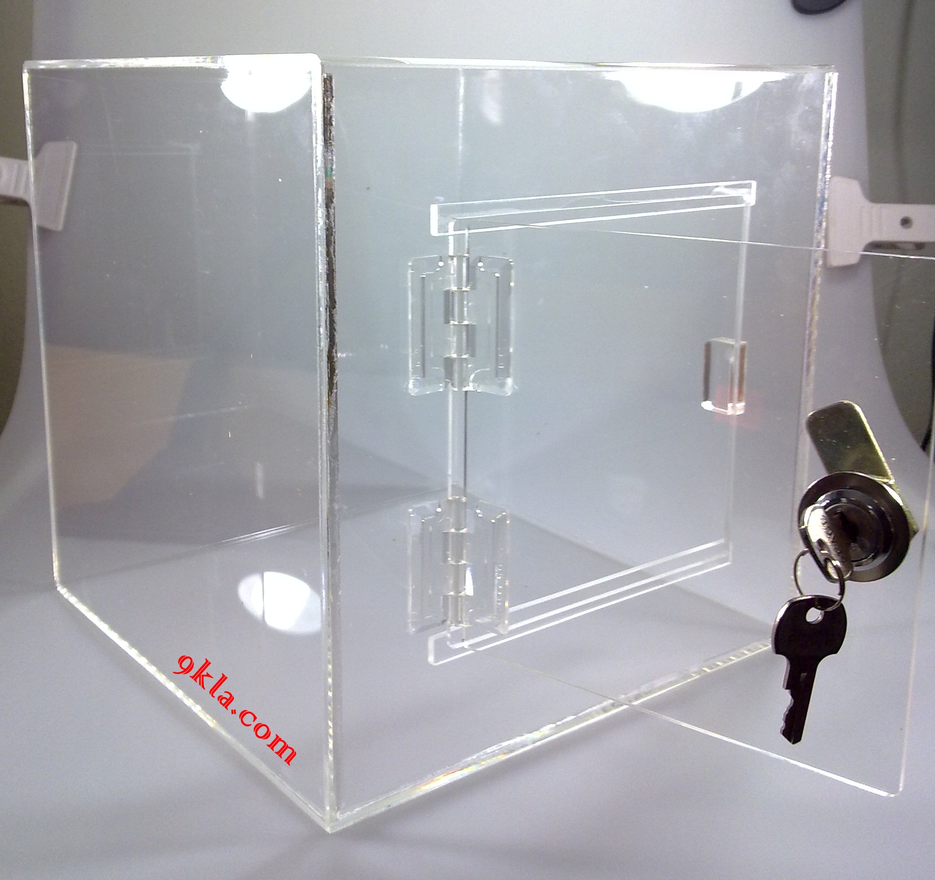 60x60x60 ซม. (24 นิ้ว) กล่องรับบริจาค [***สั่งผลิต] กล่องรับความคิดเห็น กล่องรับทิป [Tip Box | Donate Box | Suggestion Box] 60x60x60 ซม. (24 นิ้ว) ใส (Clear) กล่อง