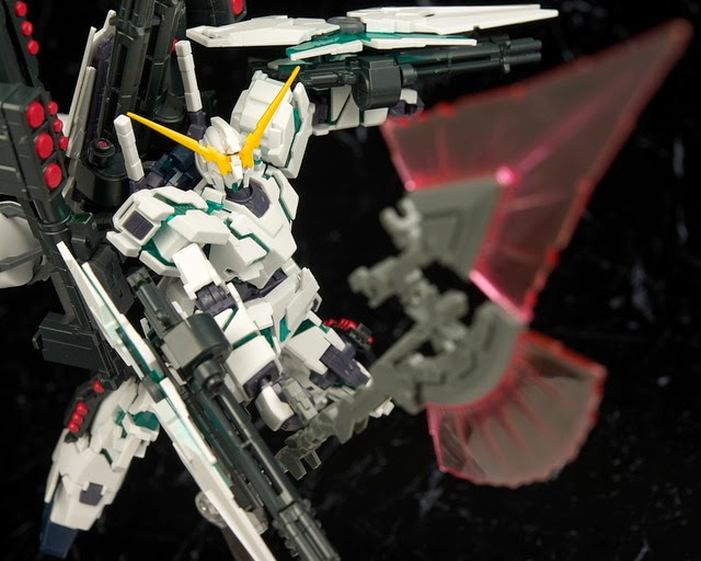 Hyper Beam Javelin RX-0 Full Armor Unicorn Gundam