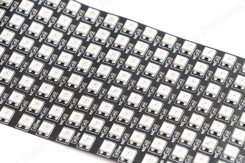 แผง RGB 5050 ไม่กันน้ำ วิ่งอิสระ IC WS2812B 5V 8x32 สามารถควบคุมอิสระทุกดวง