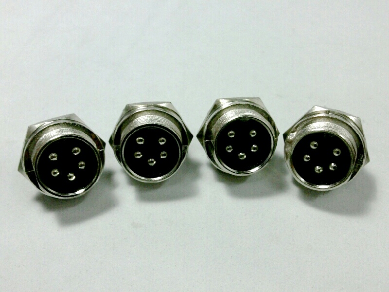 P.เครื่องส่ง 5P ติดแท่น