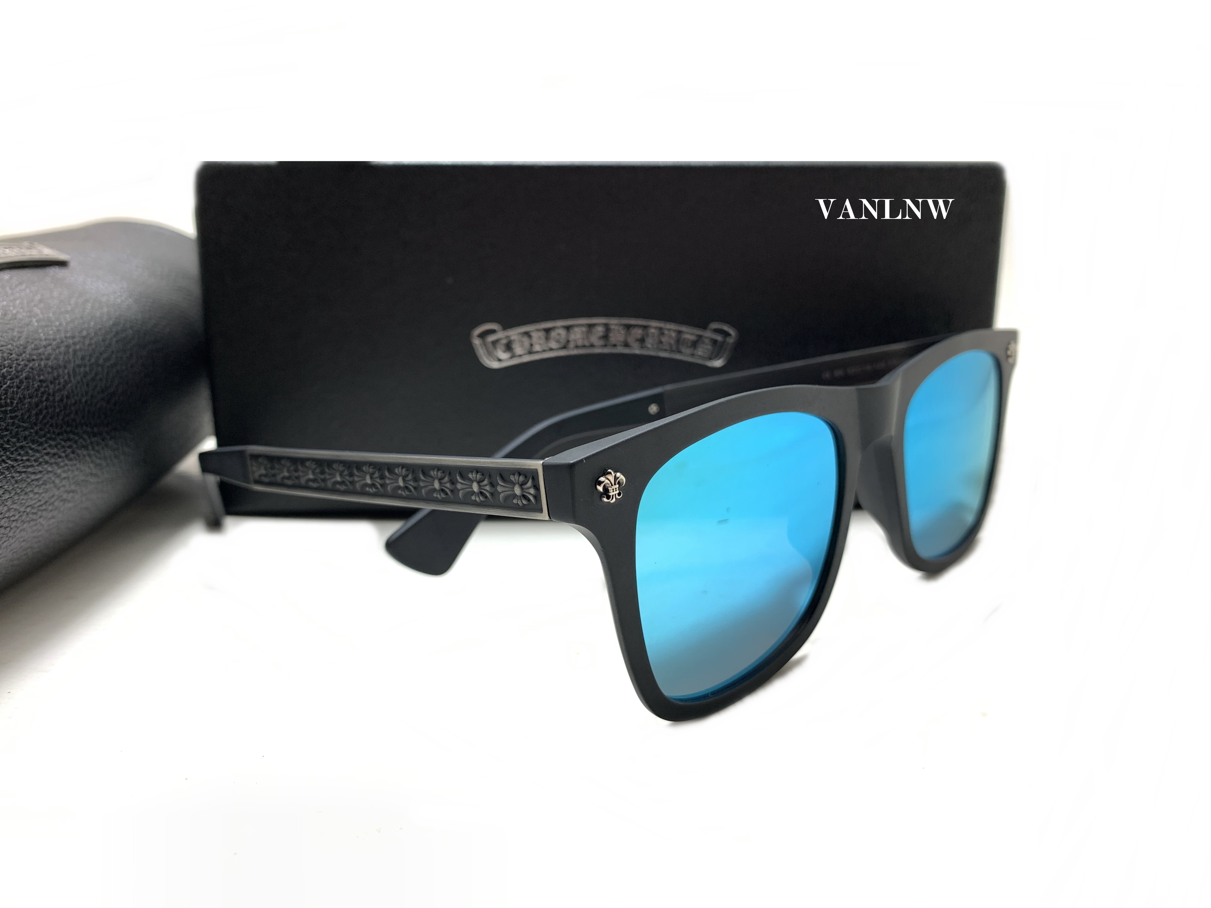 แว่นกันแดด Chrome Hearts FRUM II Sunglasses <ปรอทน้ำเงิน>