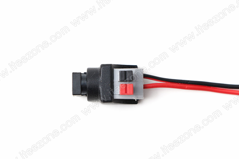 ตัวเชื่อมสายไฟเส้นคู่แบบหนีบ ตัวเมีย