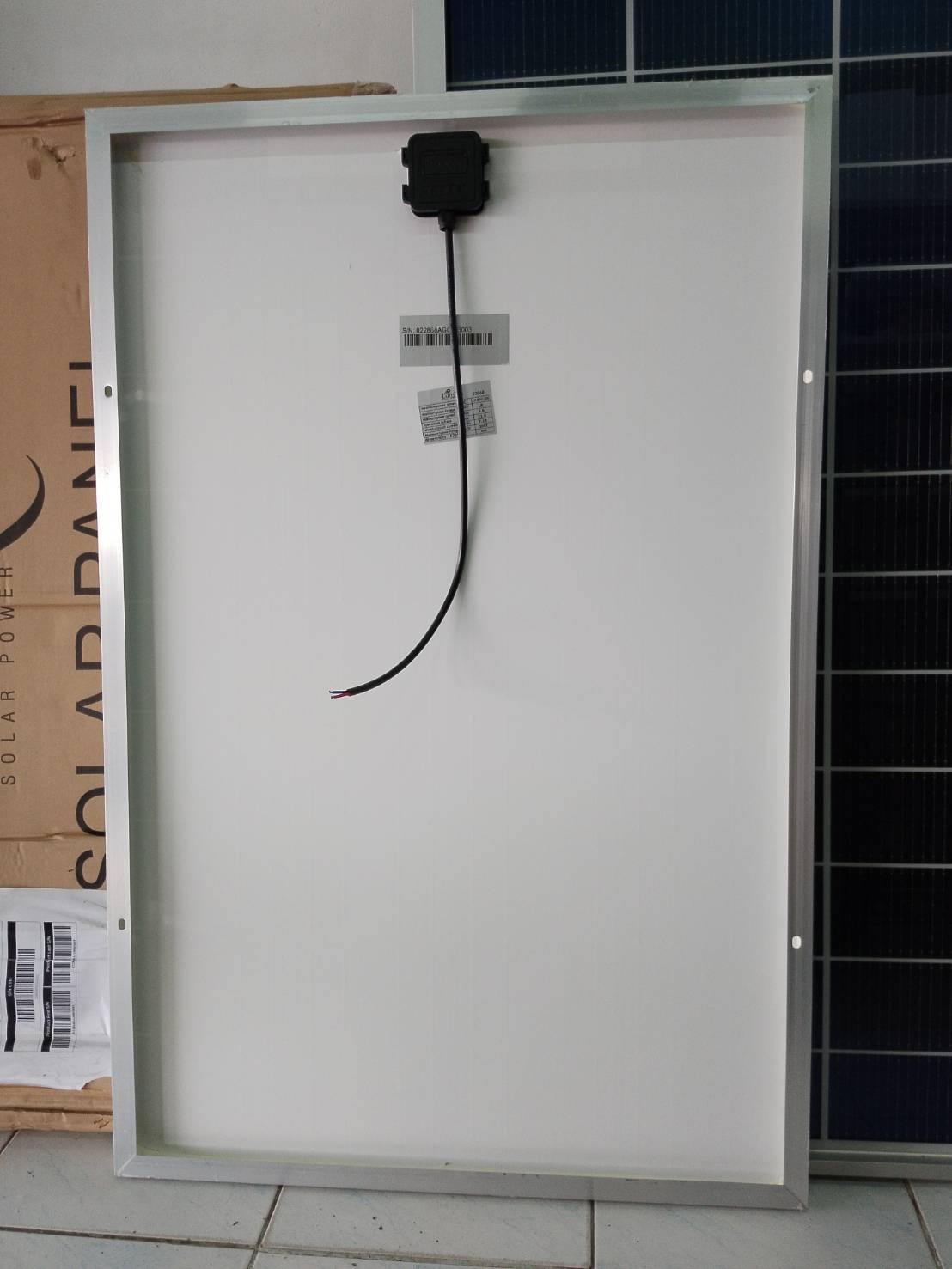 แผงโซล่าเซลล์ 120W Mono LUMIRA