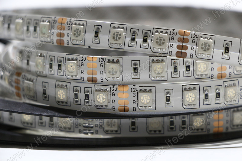 LED Strip เส้น ม้วน 5 เมตร RGB ผสมเป็นสีต่างๆ (กันน้ำ IP65)