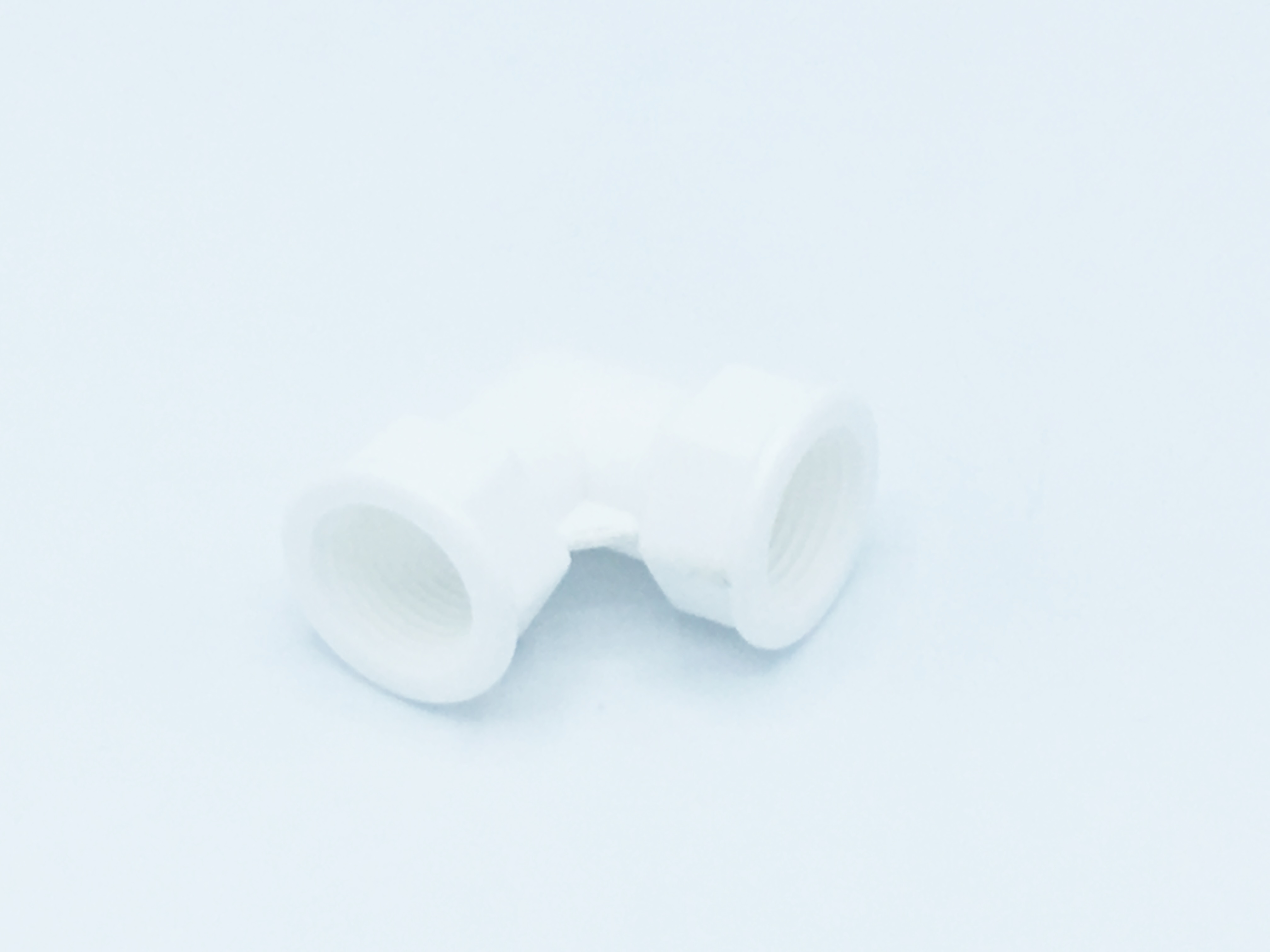 ข้อต่องอ 90 เกลียวใน 1/2 นิ้ว สีขาว