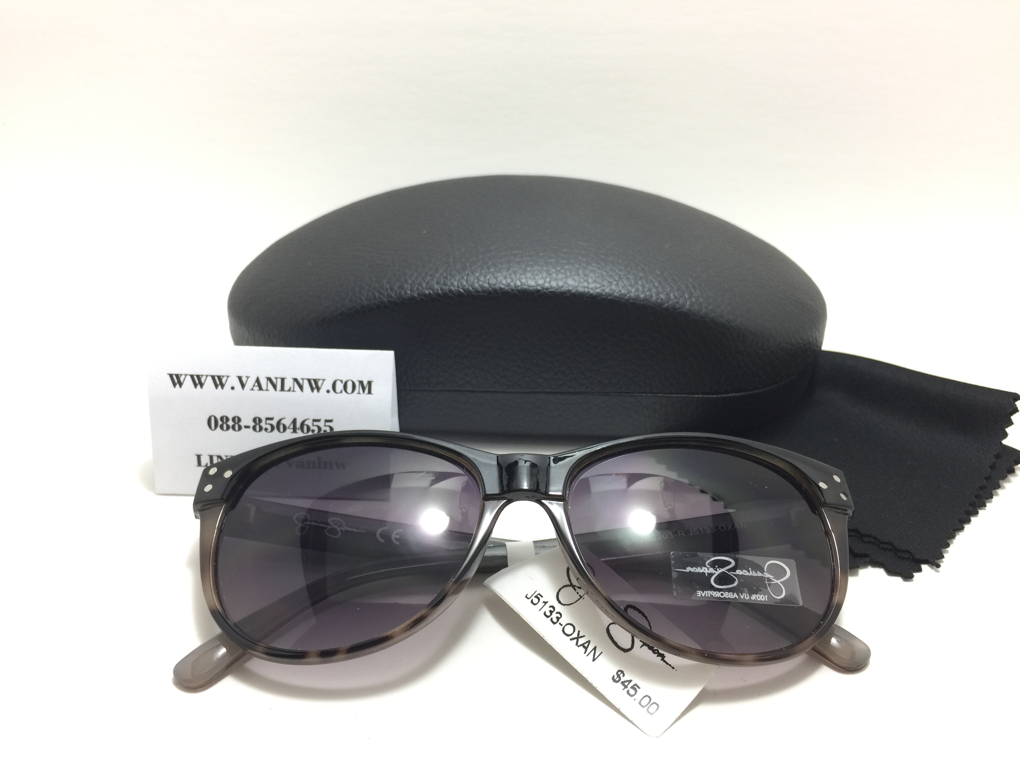 แว่นกันแดด Jessica Simpson J5133 OXAN Black Animal Sunglasses NWT