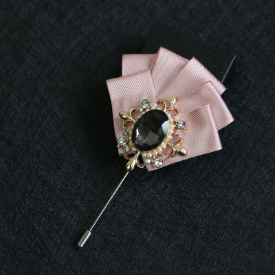 เข็มกลัดติดหน้าอก สูท ชมพู