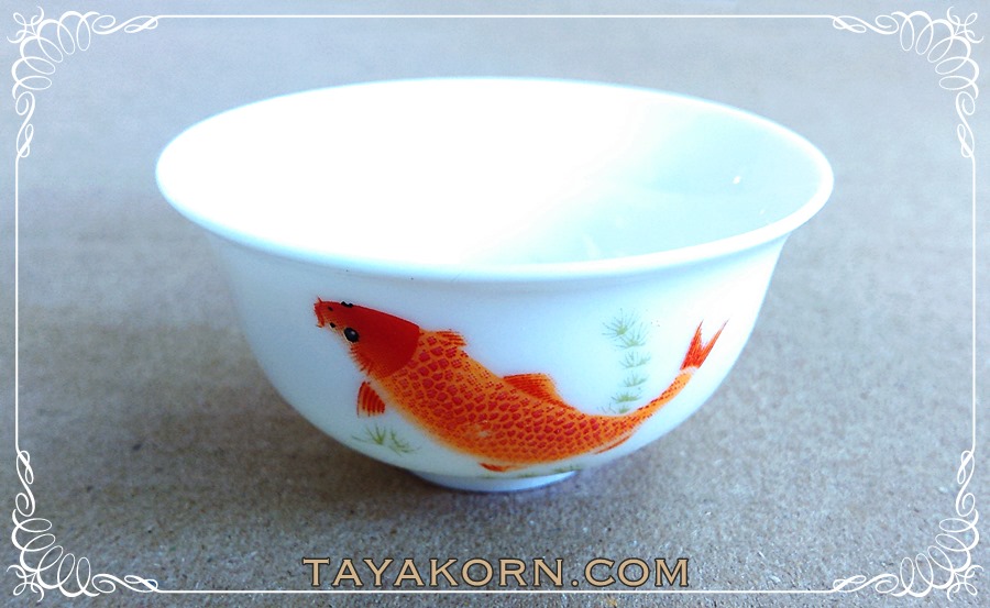 จอกชา ลายปลาหลีฮื๊อ